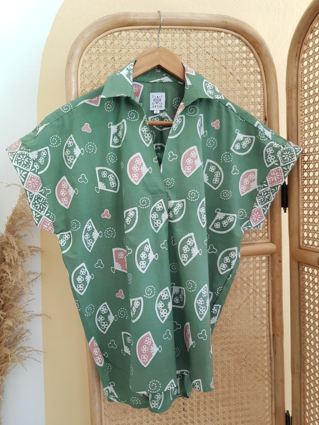Ladies batik smart casual top/shirt