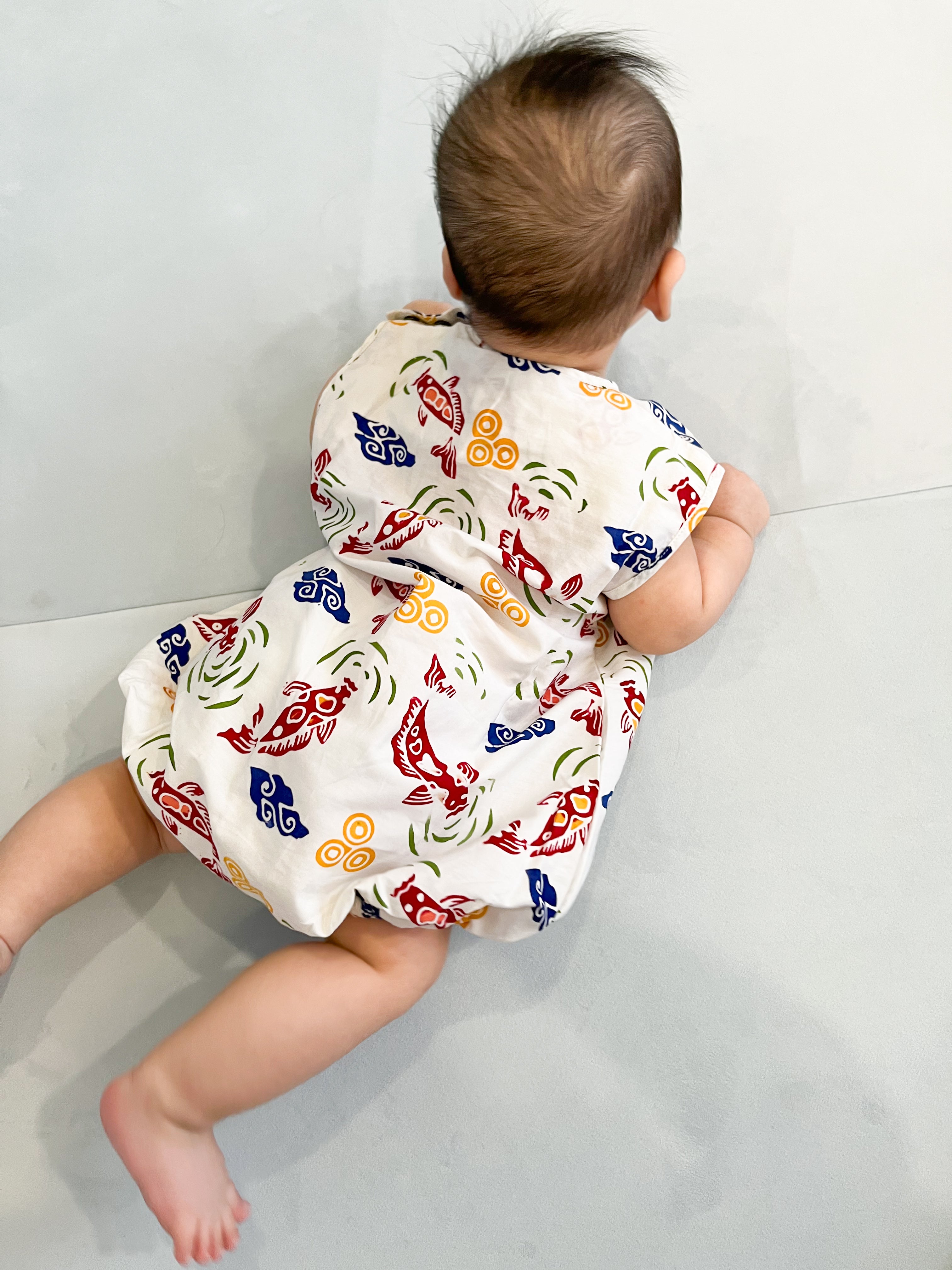 Baby Romper Cotton Batik Boy/Girl (Koi fish)