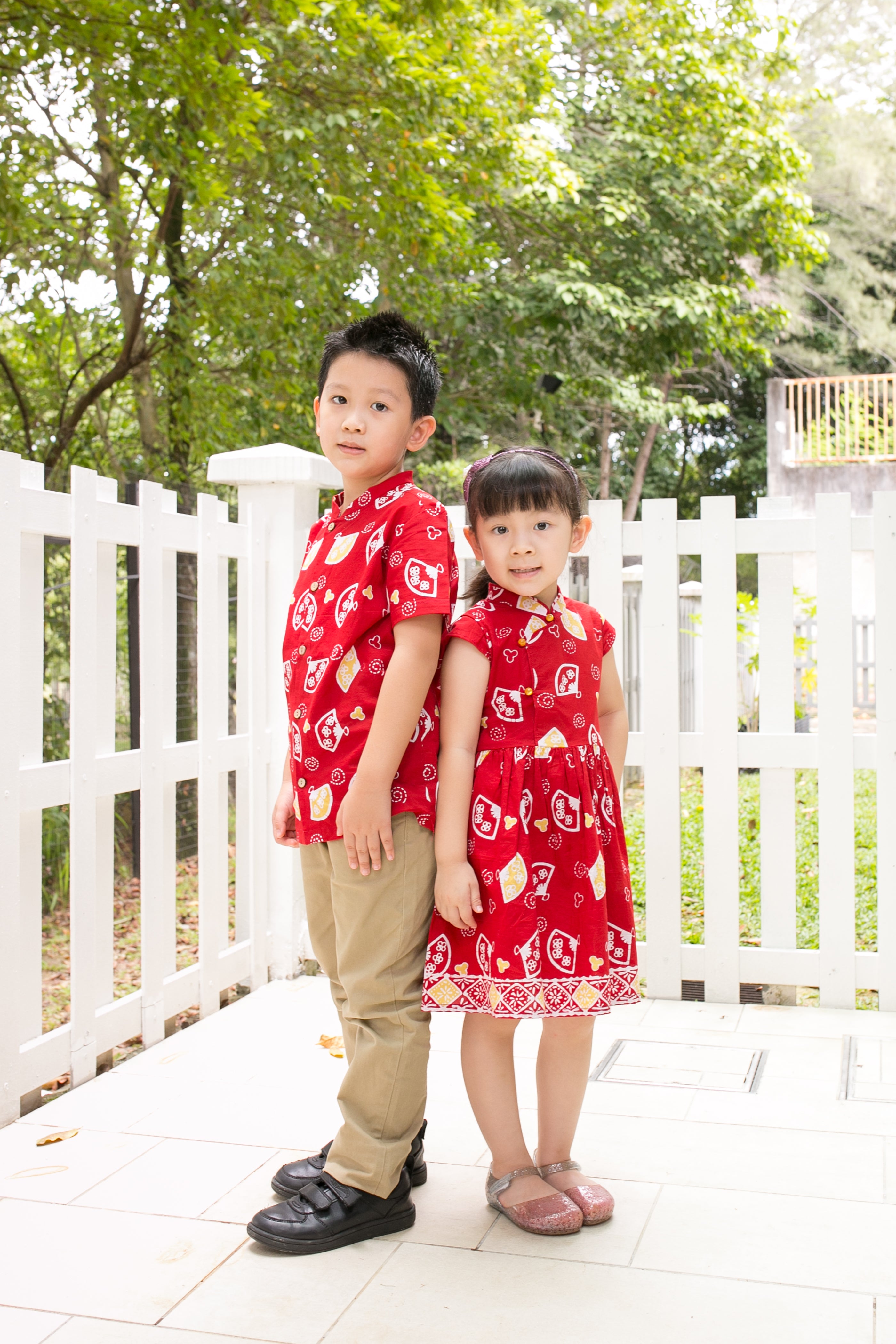 Chinese new year modern batik cheongsam kids dress (Red Kipas)