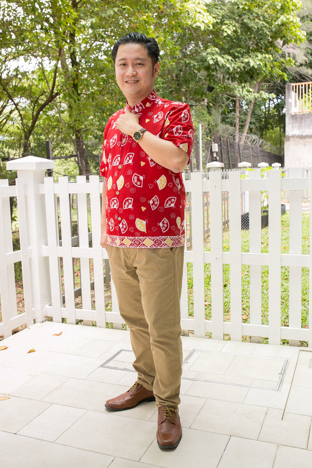 Chinese New Year Batik Mandarin Men Shirt (Red Kipas)