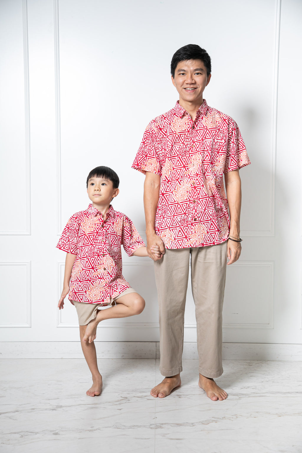 Chinese New Year 2024 Batik Boy Shirt (Red Leaf)