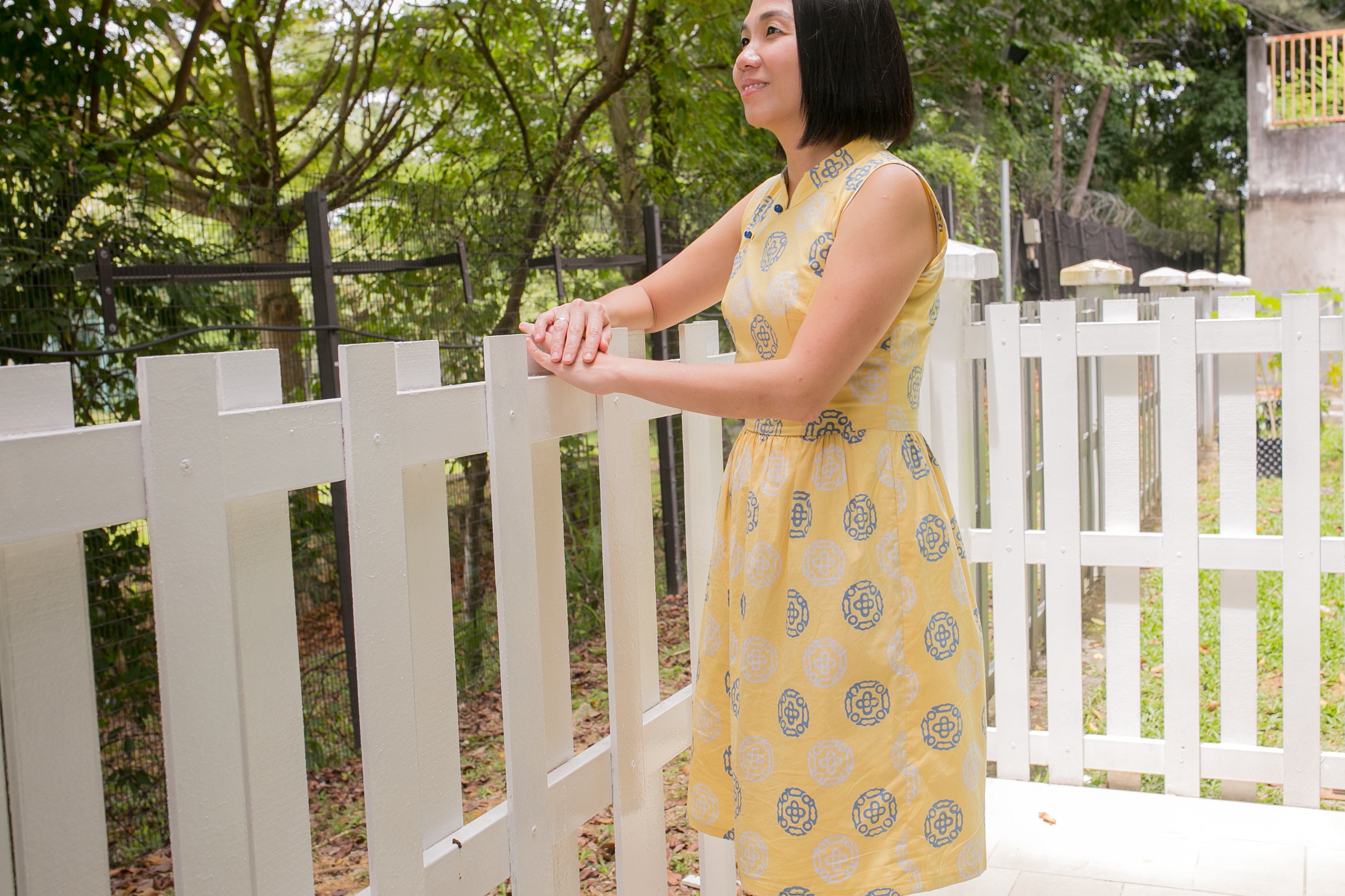 Chinese new year modern batik cheongsam lady dress
